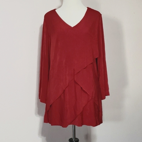 Traveler's by Chico Red Top Size 2 - Picture 1 of 3